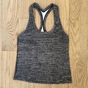 lululemon cropped black and white tank